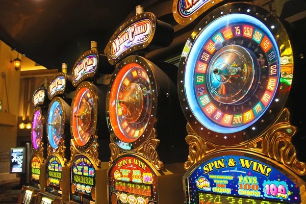 Live dealer Microgaming table on pusaka99